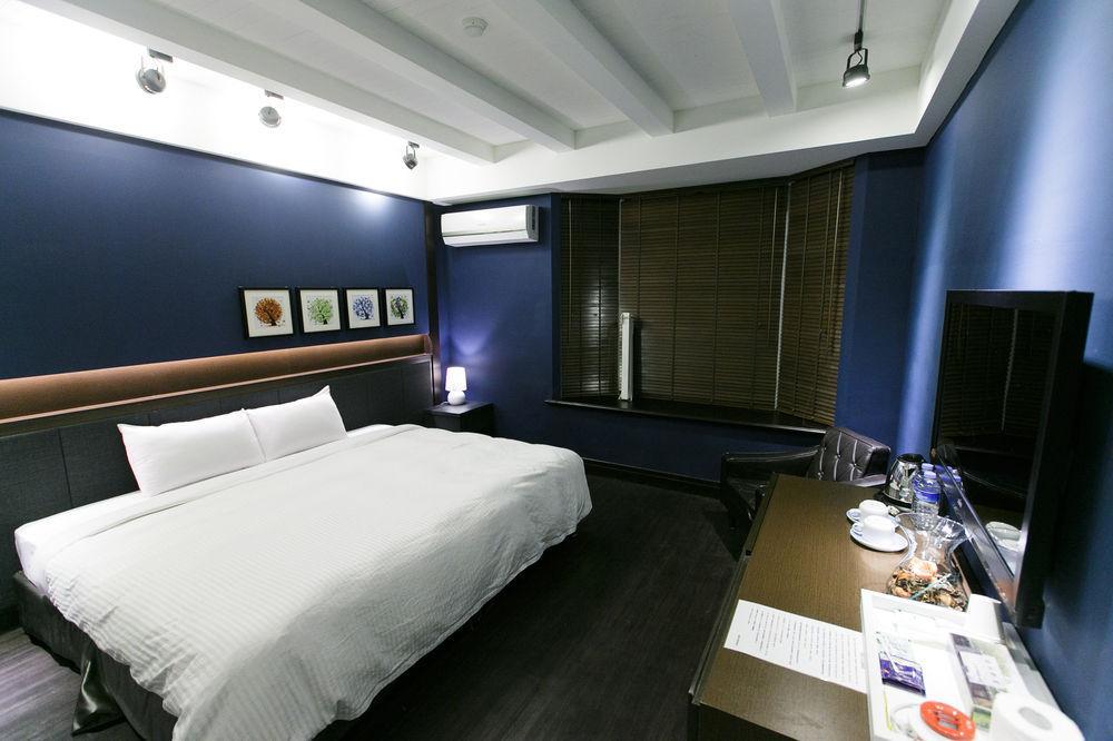 Young Motel Taitung ภายนอก รูปภาพ
