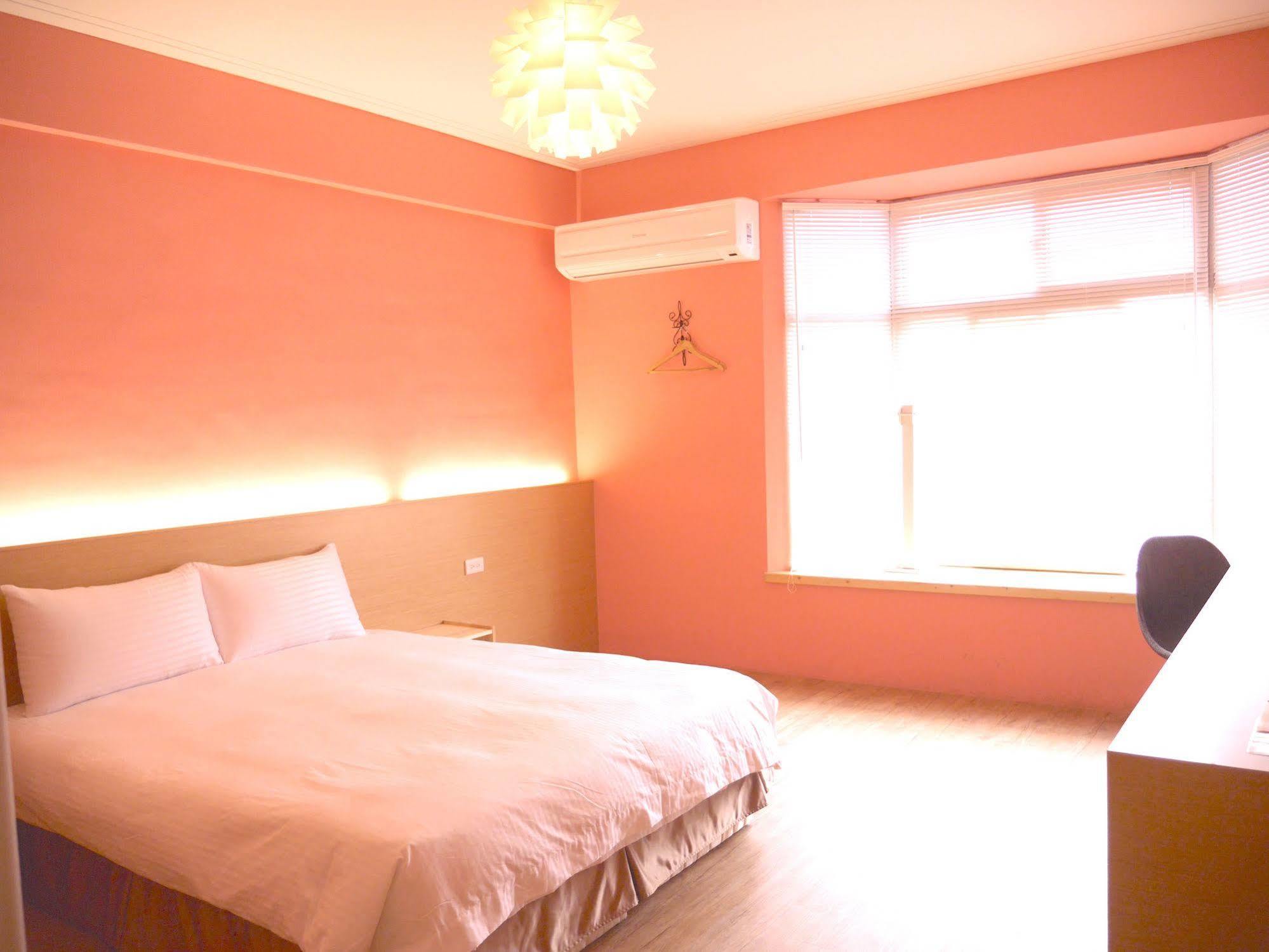 Young Motel Taitung ภายนอก รูปภาพ