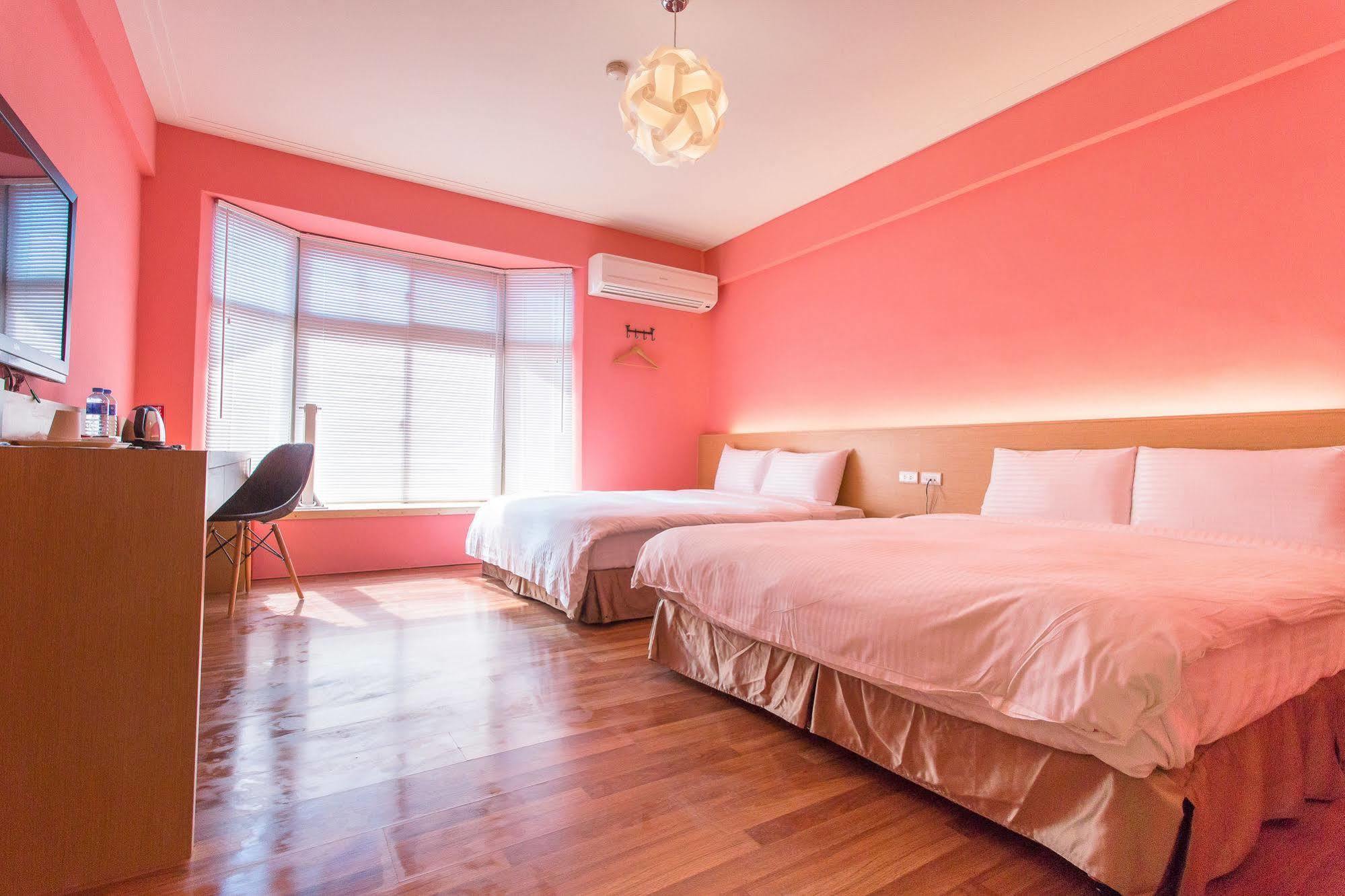 Young Motel Taitung ภายนอก รูปภาพ